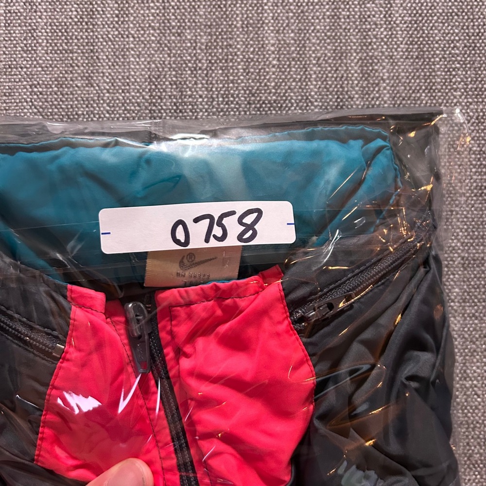 Nike Windbreaker Jacket Mens M Grey Vintage 90s Full Zip Packable Hood Logo - Picture 8 of 8